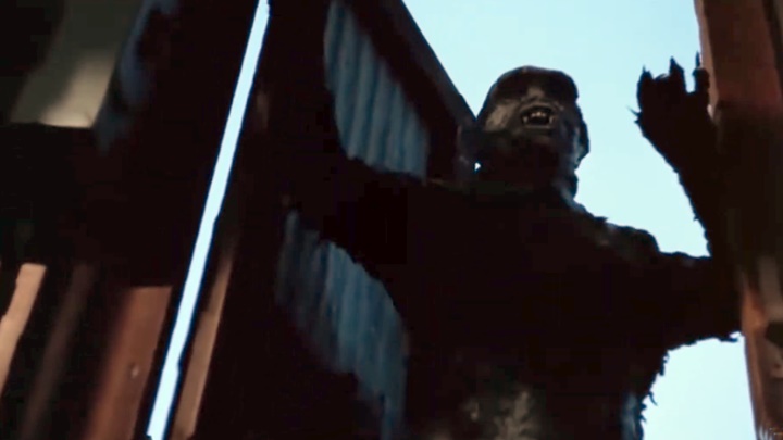 「悪霊少女」 のゾンビバストアップ