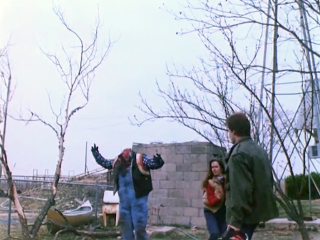 「スペース・ゾンビ 吸血ビールス大襲来」どこかのどかな首切断シーン