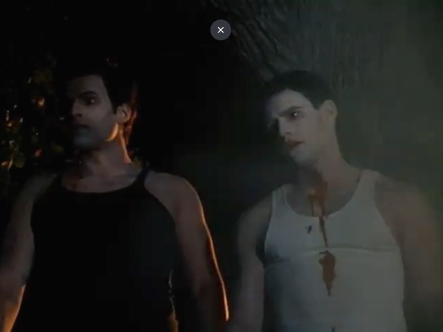 「デモンズナイト」ゾンビ化した若者たち