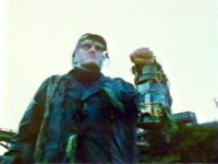 海底から甦る百年前の水死体